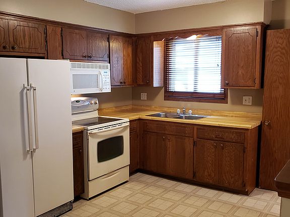 3rd image of 4205 22nd Ave NW