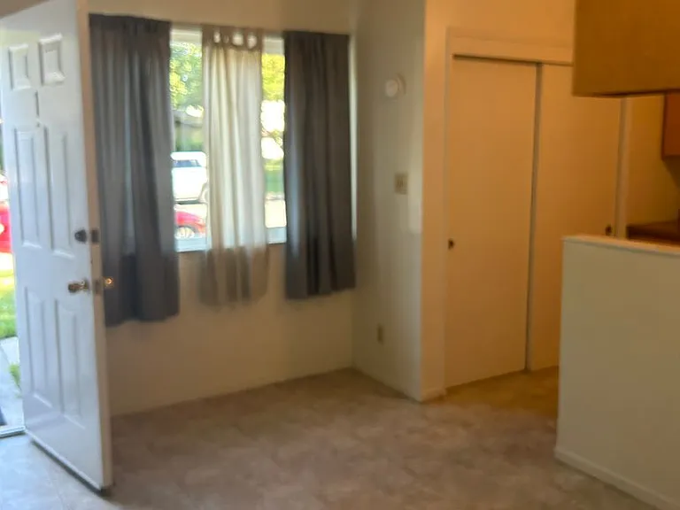2842 Bidwell St — Photo 4