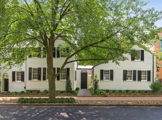 3410 Volta Pl NW, Washington, DC 20007