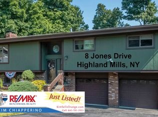 8 Jones Dr, Highland Mills, NY 10930