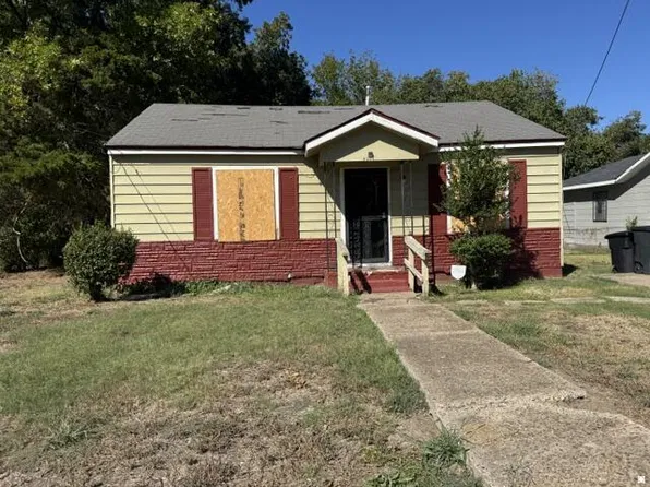 2032 Spruce St, Greenville, MS 38703