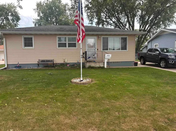 1835 Plymouth Ave, Waterloo, IA 50702