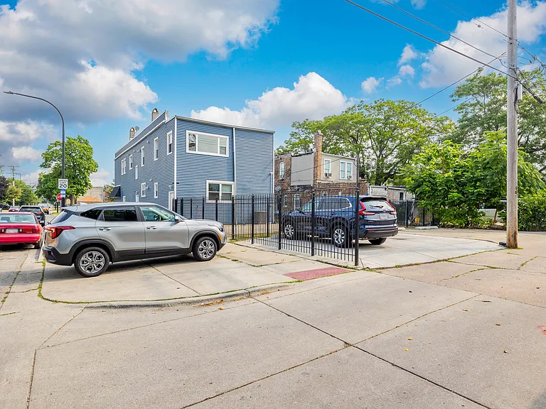 5047 W 25th St #1 — Photo 16