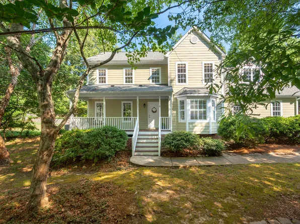 2032 Bayleaf Dr, Durham, NC 27712