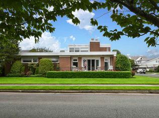8701 Ventnor Ave, Margate City, NJ 08402
