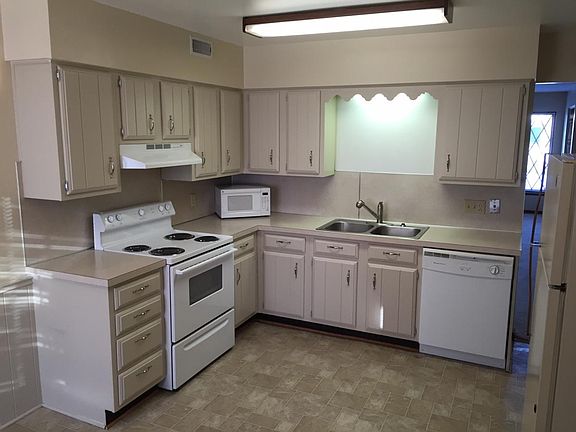 Kitchen_1