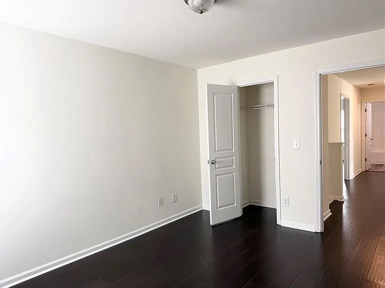 4306 Suwanee Brook Ct — Photo 54