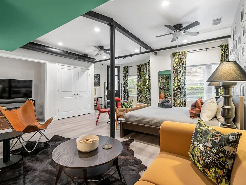 Bedroom