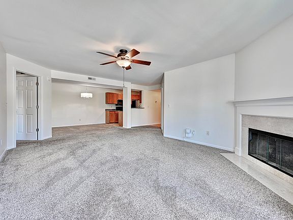 3rd image of 535 Cloverfield Ln APT 204
