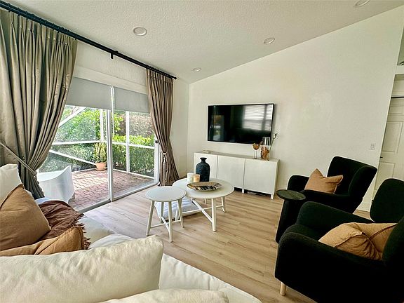 3rd image of 7267 Panache Way #7267