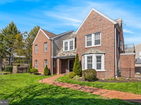 615 Barnes St, Philadelphia, PA 19128