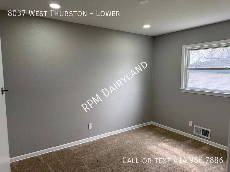 8037 W Thurston Ave #LOWER — Photo 6