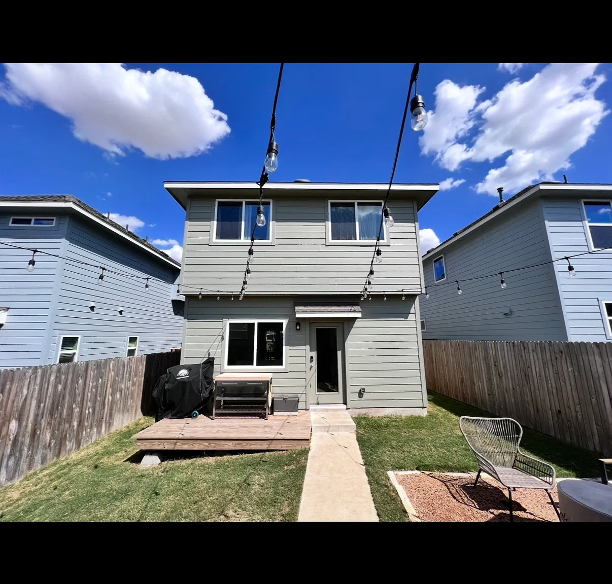 3 bed, 1370 sqft, $2,000 — Photo 3