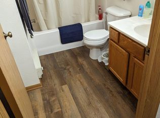 411 Cook St APT 201, La Crosse, WI 54601