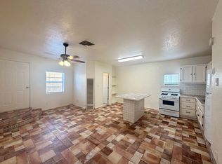 Custom, Artistic, Contemporary and very Flexible Apt. w/ Large Yard, Albuquerque, NM 87105