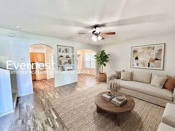 3rd image of 146 Creek Cove Dr