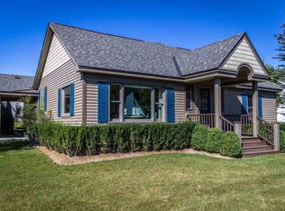 3950 Legacy Ct, Harbor Springs, MI 49740