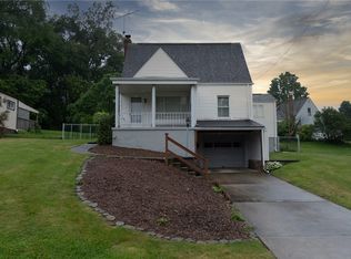906 Valleyview Dr, Dravosburg, PA