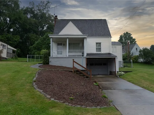 906 Valleyview Dr, Dravosburg, PA 15034
