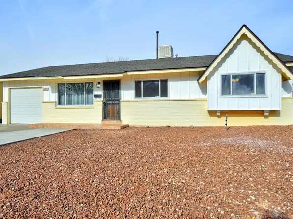 1027 Wade St NE, Albuquerque, NM 87112