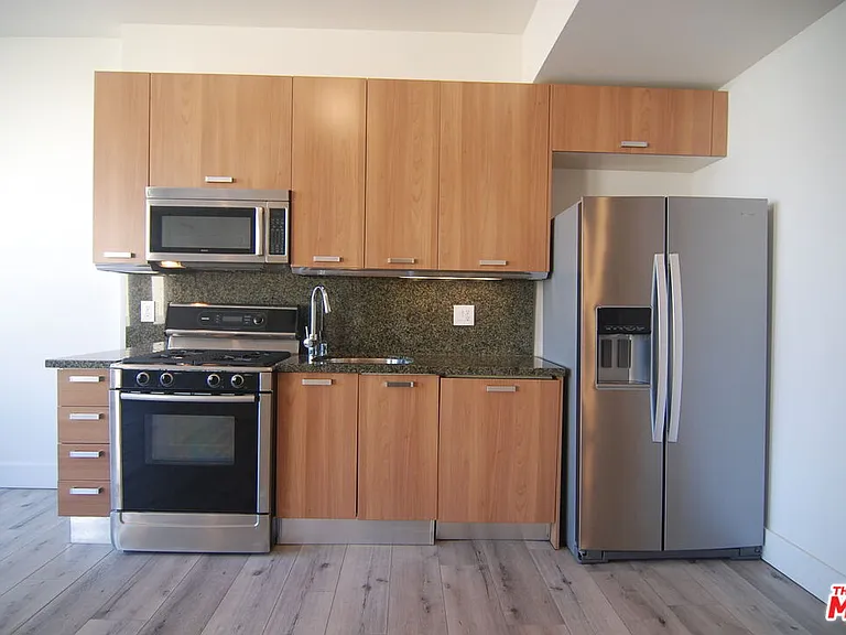 460 S Spring St #608 — Photo 5