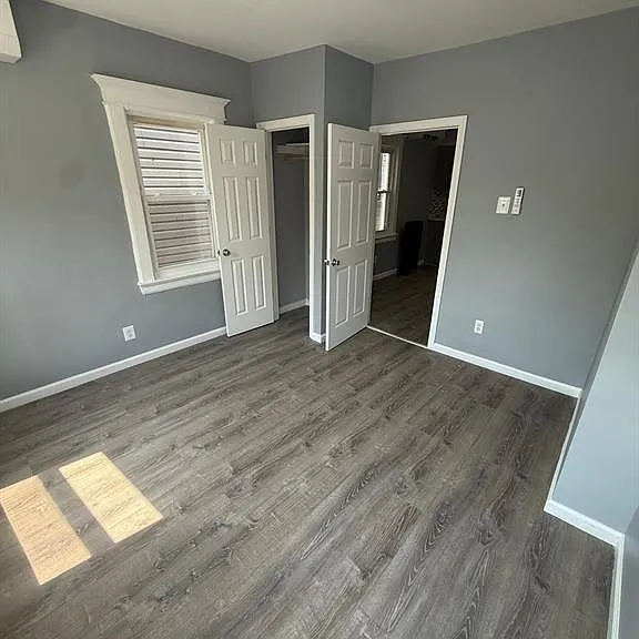 621 Grove St — Photo 5