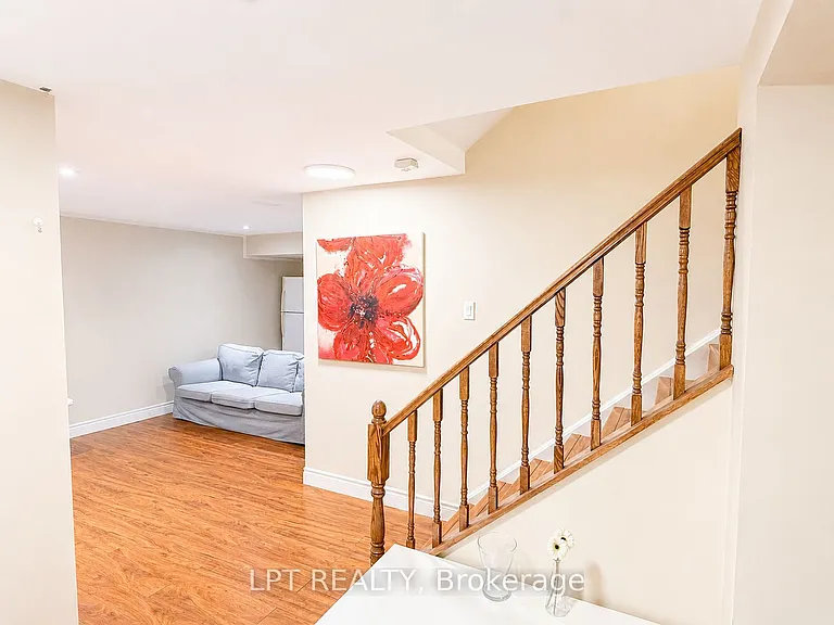 14 Hazelton Ave #BASEMENT — Photo 7