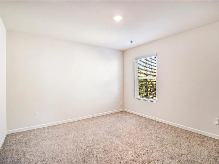 1083 Shadow Glen Dr — Photo 18