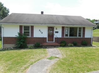 313 Frontier Rd NE, Roanoke, VA 24012