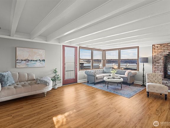 3rd image of 3009 N Junett Street
