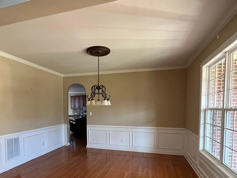 414 Rensford Pl — Photo 6
