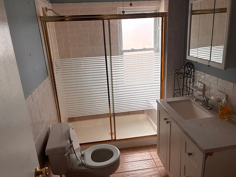 1152 Berkley Rd — Photo 10