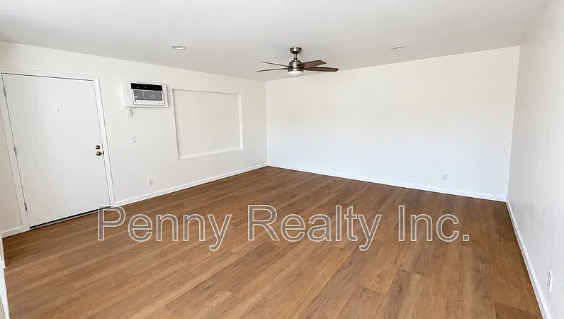 8756 Mira Mesa Blvd — Photo 3