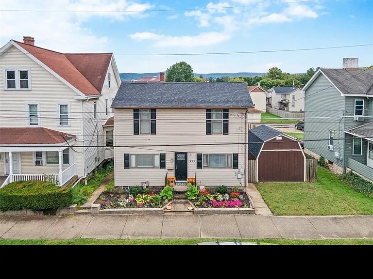 211 Lloyd Ave — Photo 29