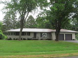 808 School St, Withee, WI 54498