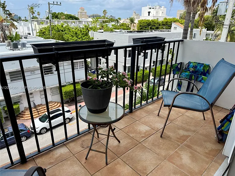855 Euclid Ave #402 — Photo 22