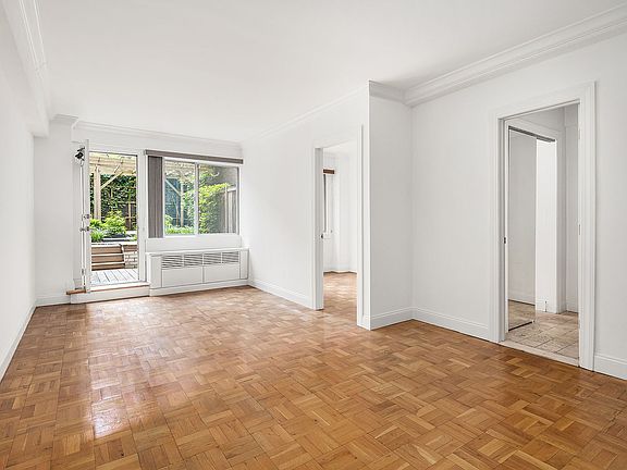 3rd image of 240 E 55th St APT 1C