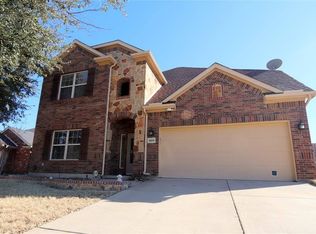 5839 Windy Meadow Ln, Grand Prairie, TX 75052