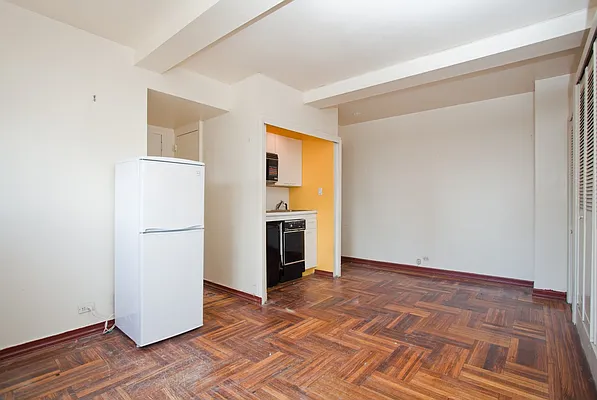 Sold by City Connections Realty | media 25