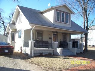 309 N C St, Herington, KS 67449