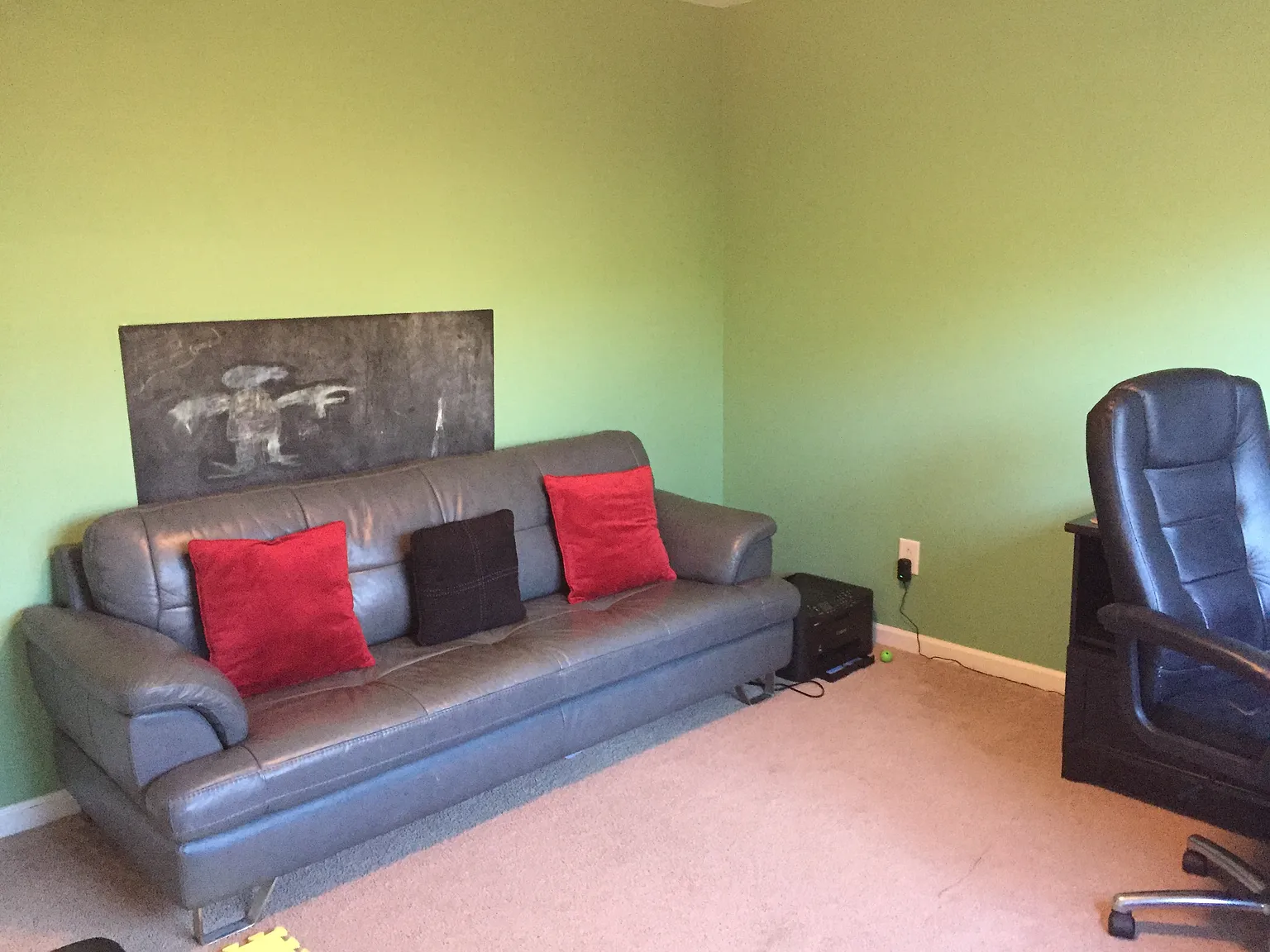 4 bed, 1936 sqft, $2,250 — Photo 3