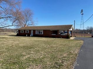 537 N Silverdale Rd, Rockport, IN 47635