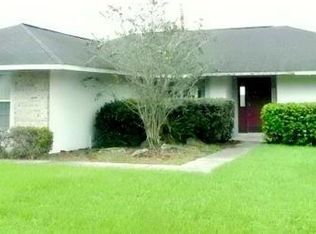 6008 E 4th Mnr, Palatka, FL 32177