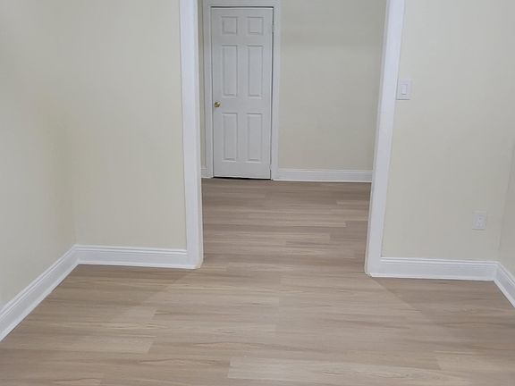 3rd image of 335 Osborne Ter #B1