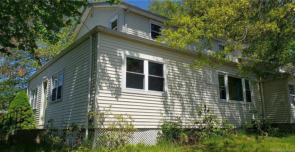 2nd image of 74 Plumb Ave