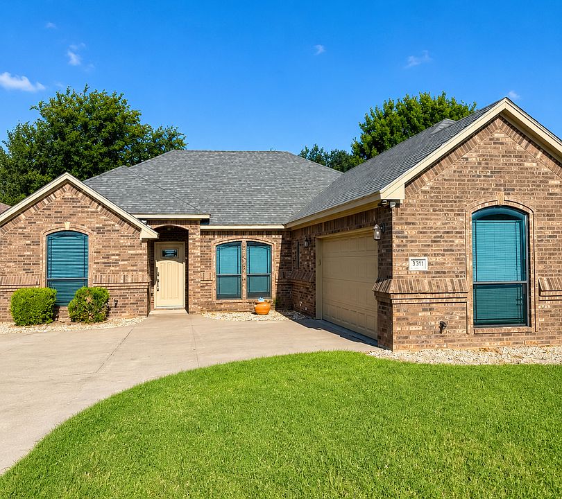 1st image of 330 Jade Ln