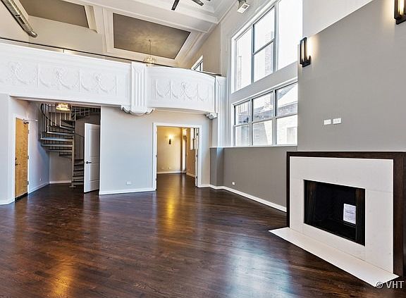 4th image of 1309 N Ashland Ave APT 302