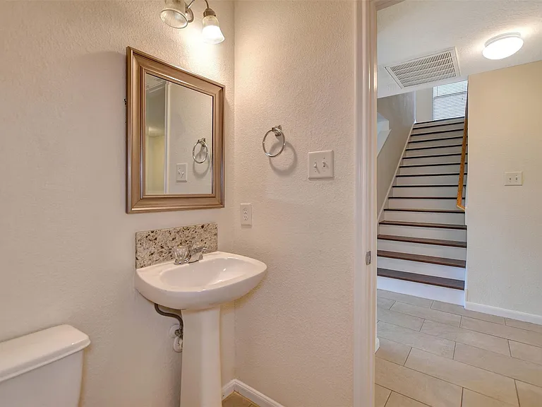 29198 Legends Green Dr — Photo 23