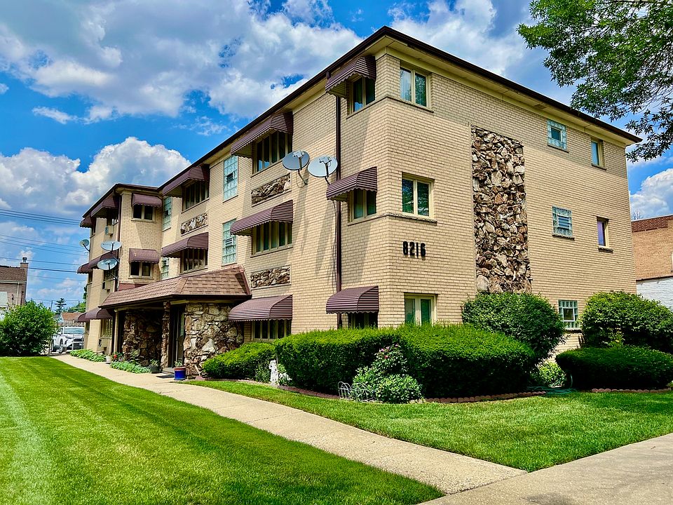 1st image of 8216 W Belmont Ave #1CTR