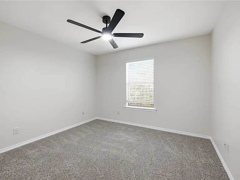 3840 Oldenburg Ln — Photo 18